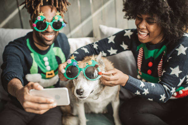 Christmas couple photos with pets