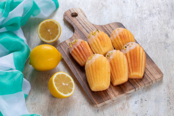 LEMON MADELEINES