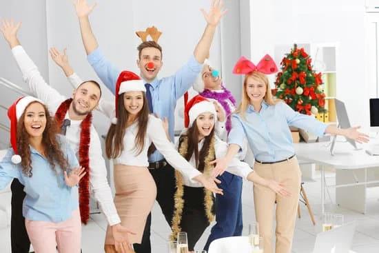 5 actions to celebrate Christmas at your Office